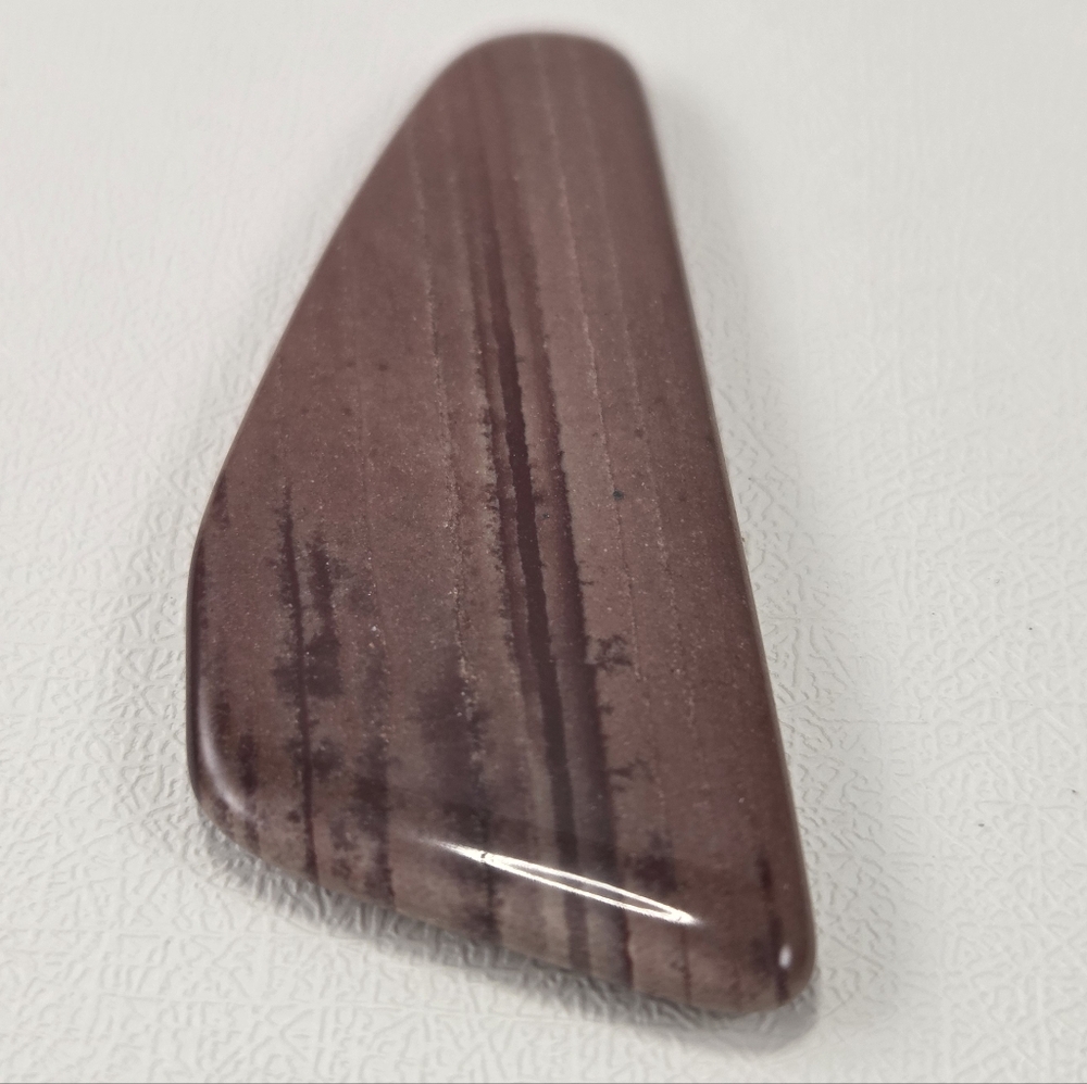 Natural Silkstone Jasper Flat Tablet, Australian Tiger Iron, Double Banded 9g